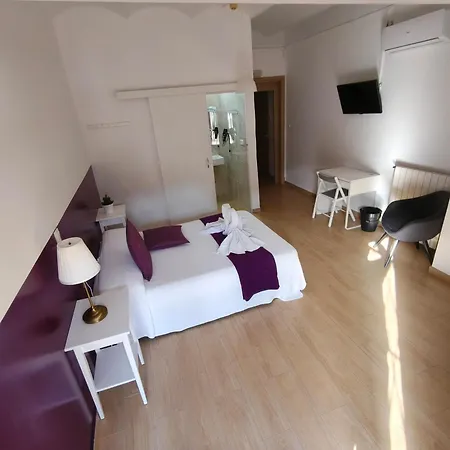 Hostal Muntaner-2
